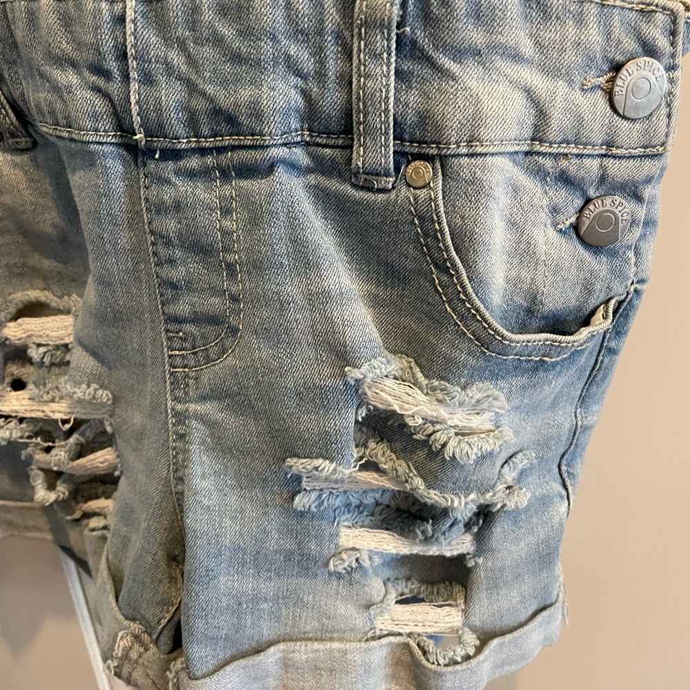 Bluespice Overalls Distressed Shorts size 0 - Picture 3 of 6